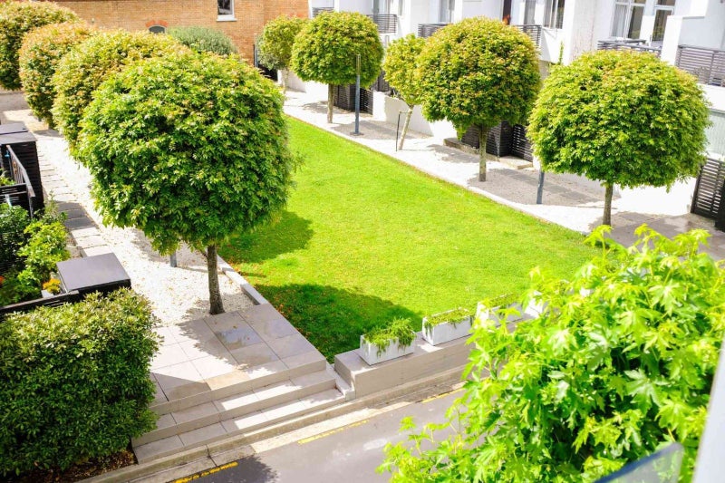 Secure, stylish city-side sanctuary64594015685121113