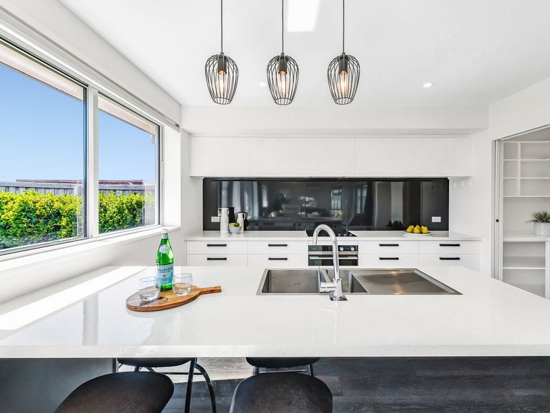 Private Family Home - Ready Now!64594216166531114