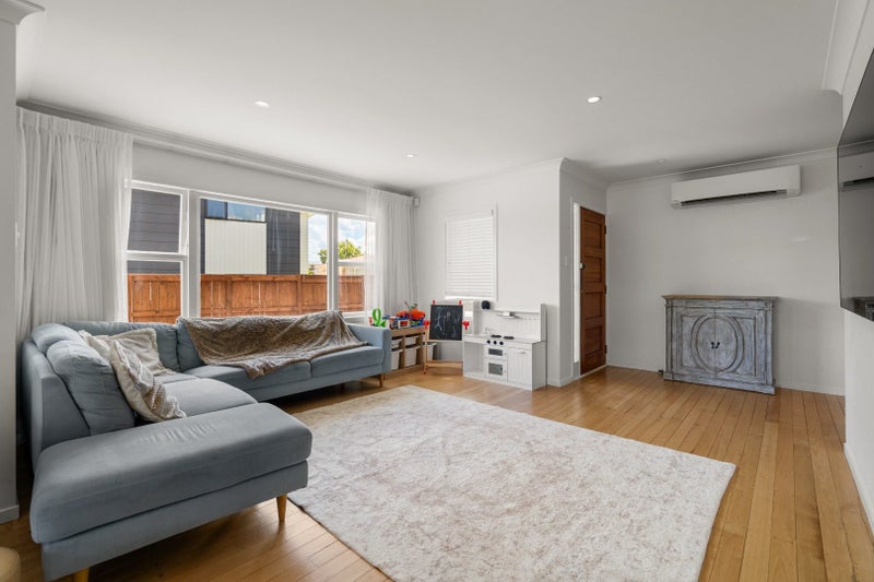 Silverdale, 4 bedrooms64594311856513111