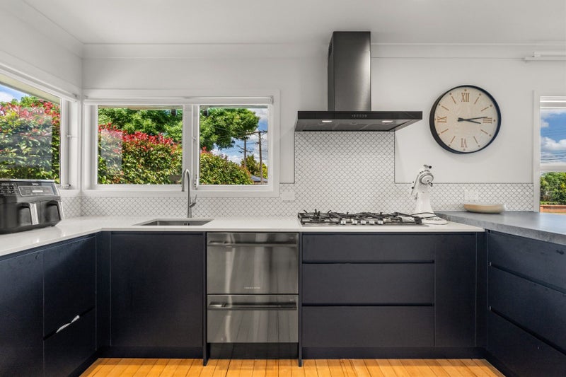 Silverdale, 4 bedrooms64594311856513113