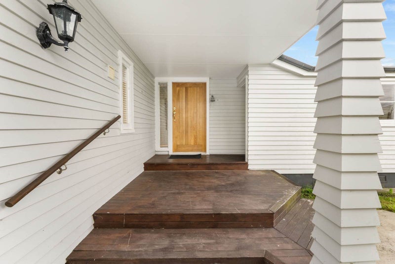 Escape, embellish and enjoy!64594410356354113