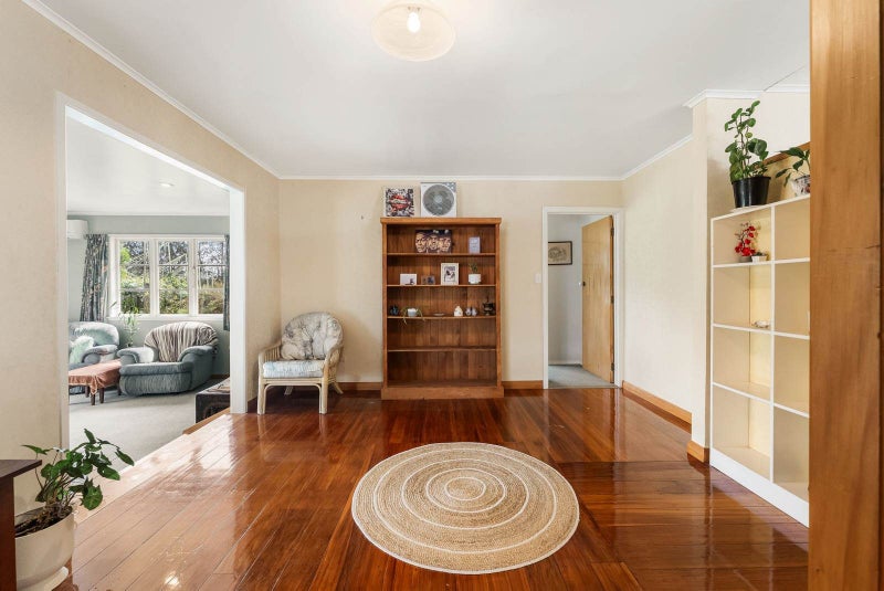 Escape, embellish and enjoy!64594410356354114