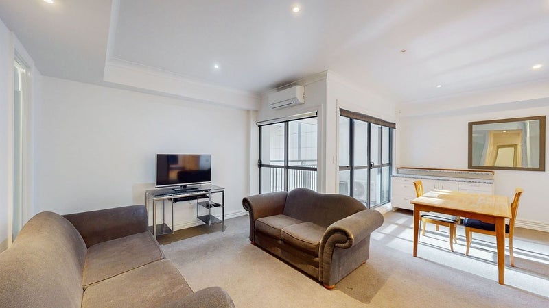 Te Aro, 6+ bedrooms64594508122881111