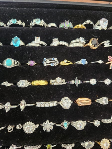 83 !! Bulk jewelry womens/girls rings NEW Carousel 2
