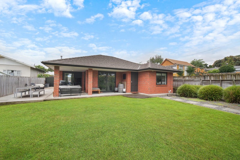 Avondale, 3 bedrooms64594706208131114