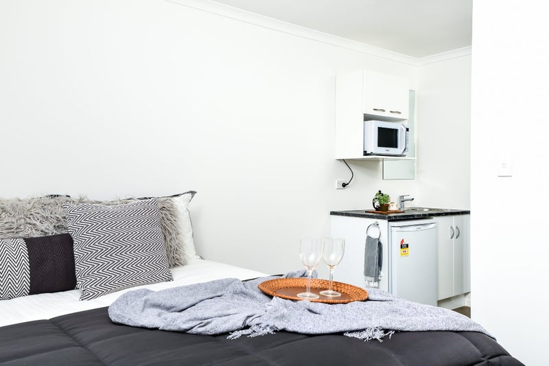 Melville, 1 bedroom64594805560835113