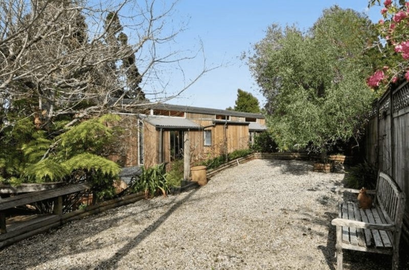 Exclusive Lifestyle Villa in Dairy Flat!64594805668481113