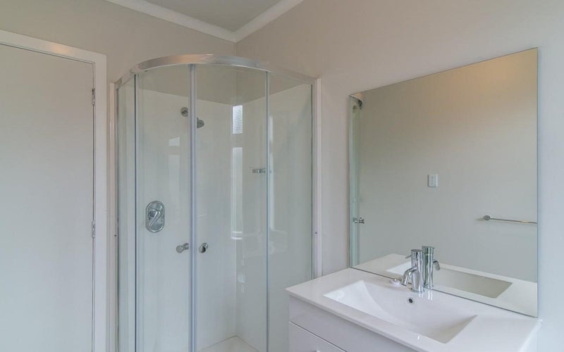 Paraparaumu Beach, 2 bedrooms64594805651842114