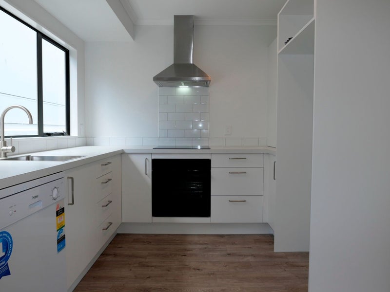 Paraparaumu Beach, 3 bedrooms64594903553283112