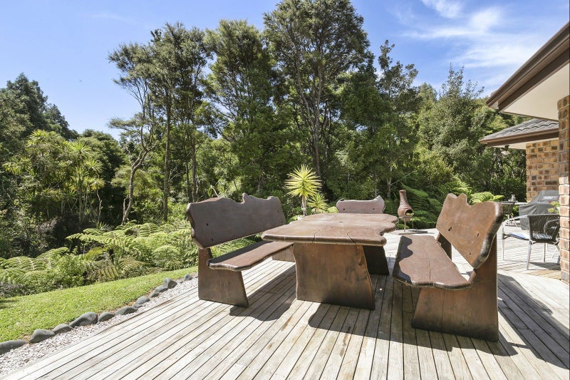 FUTURE URBAN CORNER POSITION - FAMILY LIVING64672453364227114