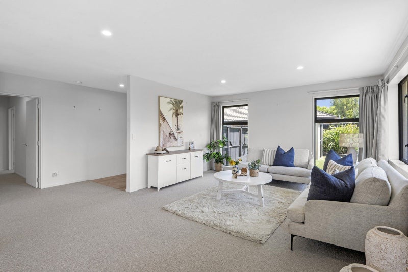 Sunlit sanctuary in a quiet location64595100025858114