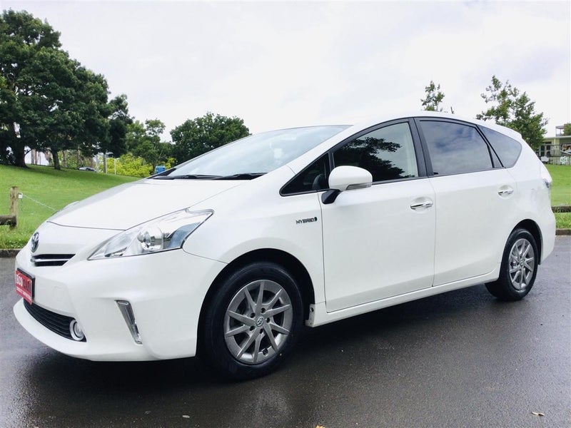 2014 Toyota Prius ALPHA HYBRID 7 SEATER APPLE C...64595197960067110