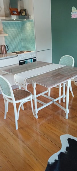 Vintage distressed table & chair set64595235111298113