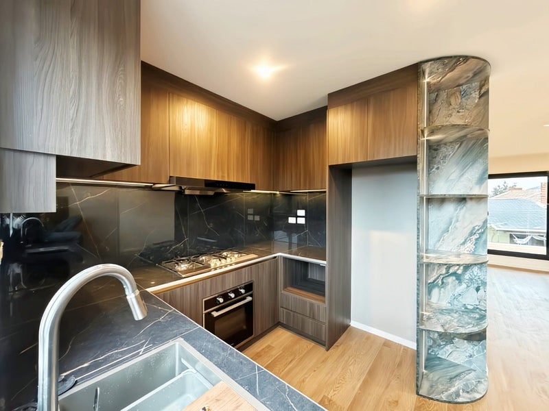 Avondale, 3 bedrooms64595494121219113