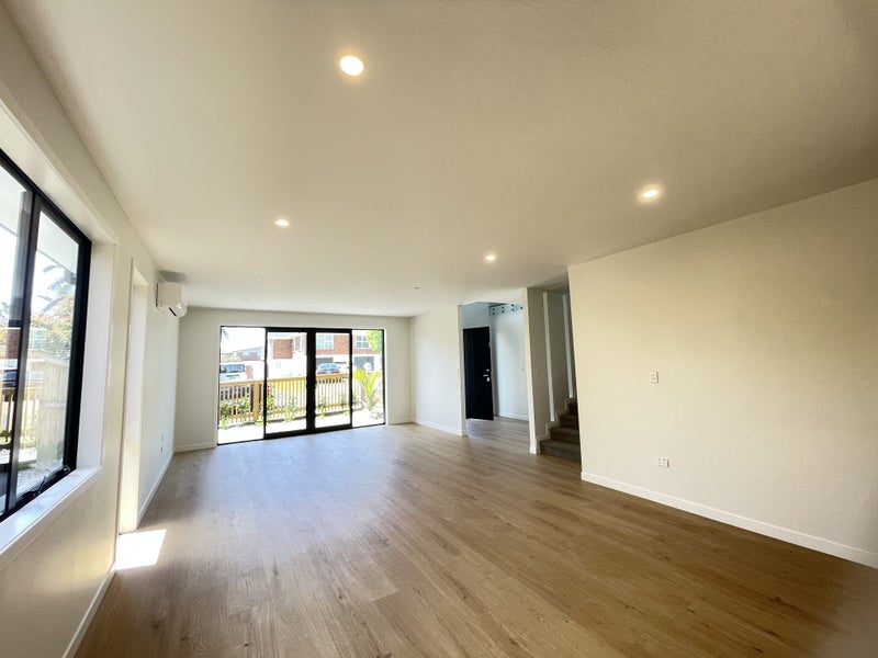 Sunnyhills, 5 bedrooms64595591165443112