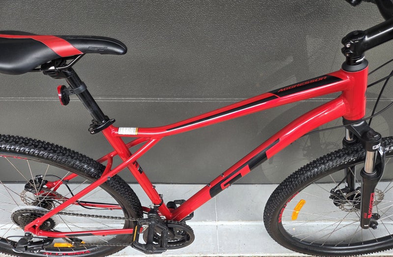 GT Aggressor - Large Frame - Good Condition Carousel 11