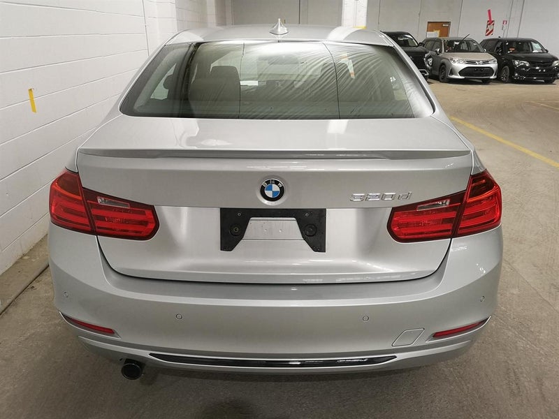 2013 BMW 320D 2.0L Diesel Twin Turbo Reversing...64595973057154114