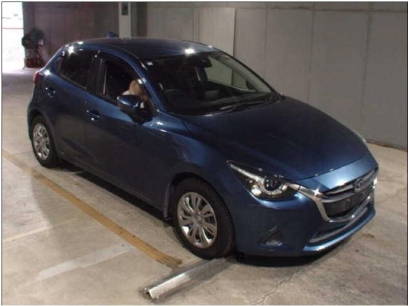 2017 Mazda Demio 13S/PUSH START/REVERSE CAMERA/...64596171338499110