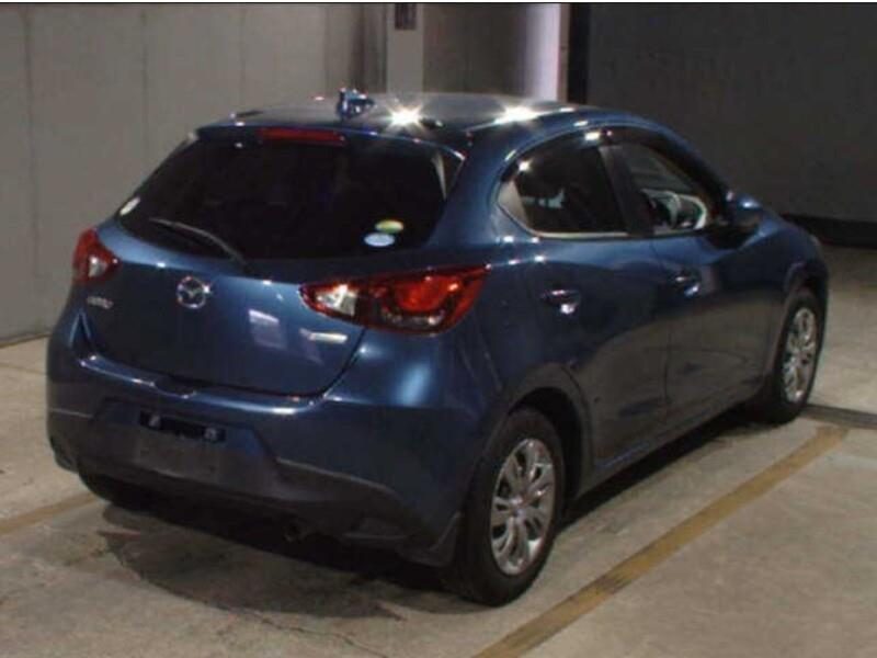 2017 Mazda Demio 13S/PUSH START/REVERSE CAMERA/...64596171338499113