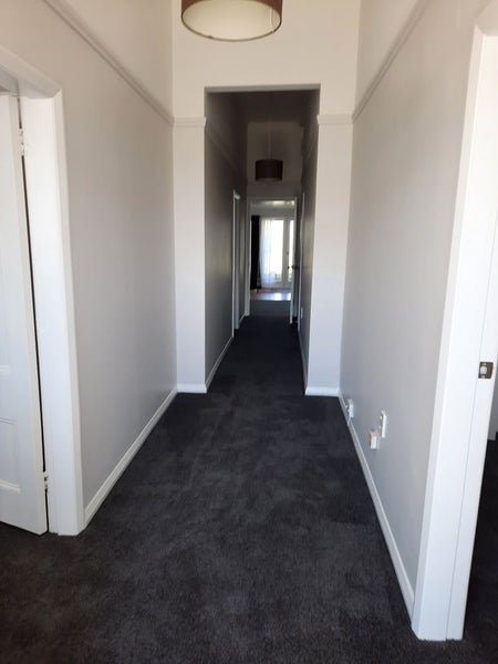 Newtown, 4 bedrooms64596084291331111