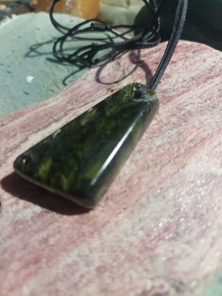 Pounamu Greenstone Necklace - Douglas Creek Carousel 3