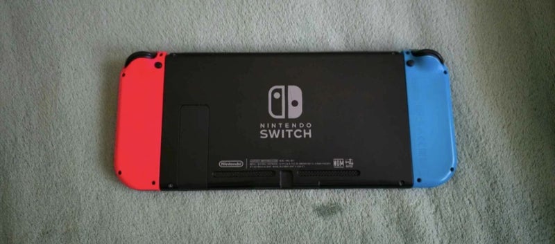UNPATCHED/MODDABLE Nintendo Switch Original (Incl. 128Gb microSD and Dock) Carousel 4