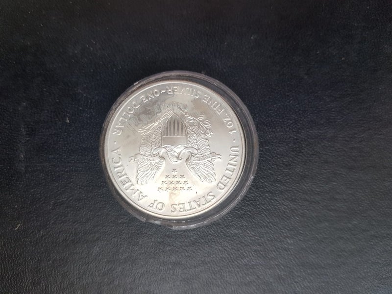 ****$1 Reserve**** AMERICAN silver eagle Carousel 2