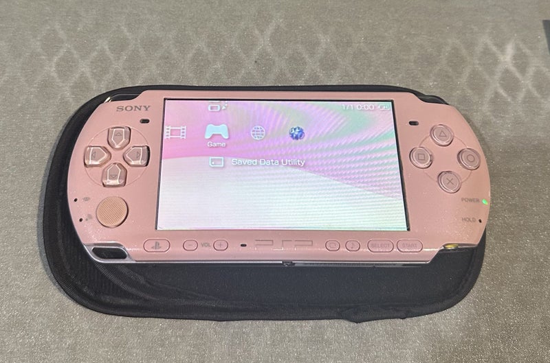 PSP 3000 – Blossom Pink | 64 GB | Fully Set Up64608801426561111