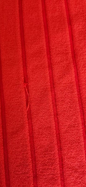 Morrison stretch knit ribbed skirt size 4 Red for Christmas! Carousel 6