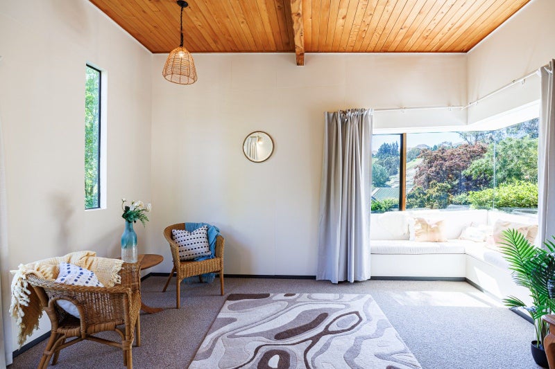 Privacy, Elevation, Motivation!64680303636099114