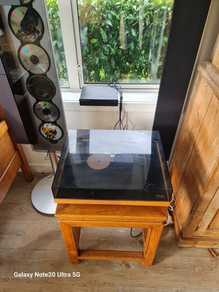 BeoSound 9000 with BeoLab 8000 Active Speakers - Rare and Collectable Now Carousel 10