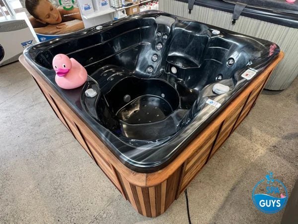 Refurbished - Trueform Storm Compact Cedar Spa - NZ MADE- 3 Seater - Ozone Carousel 1