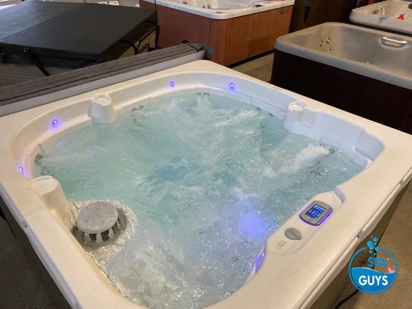 Hot Spring 5 Seater Portable Spa - Vacationer - SILENT - Touchscreen Controlled Carousel 2