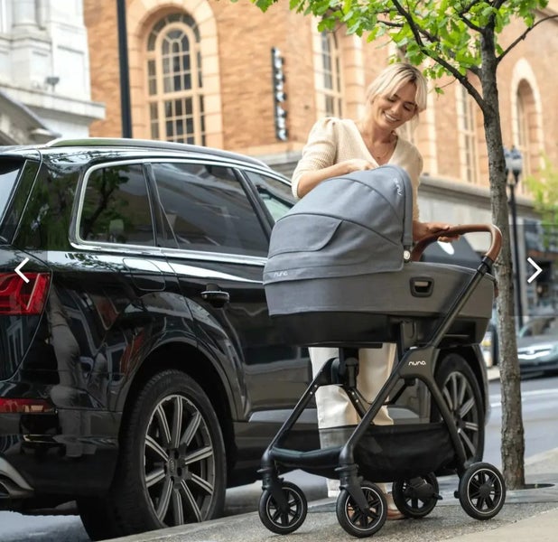 Nuna Cari next basinet and rain cover Carousel 2