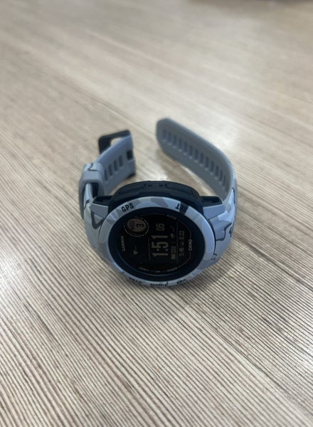 Garmin Instinct 2S Camo Edition 40mm GPS Smartwatch Carousel 2