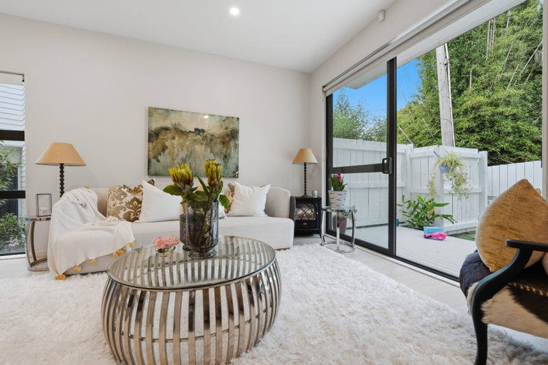 Ready Now – Secure Your Slice of Auckland Living64614128010371112