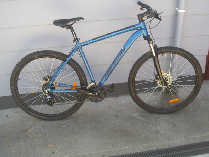 Gents mountain bike Carousel 1