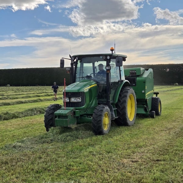 John Deere 578 Baler - no reserve Carousel 10