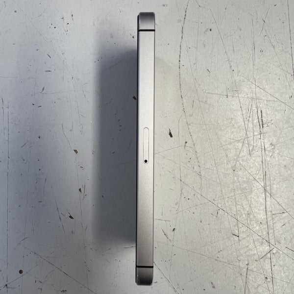 iPhone SE black 32gb64838731819395114