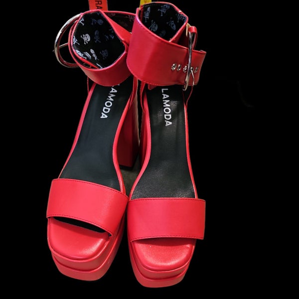 Lamoda Platform Carousel 1