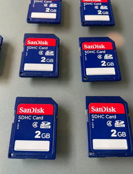 Rare! Original Sandisk SD HC 2G Memory TF Class 4 SDSDB-002G-B35 (May Change) Carousel 2