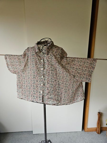 STUSSY Blouse sz 10 Carousel 1