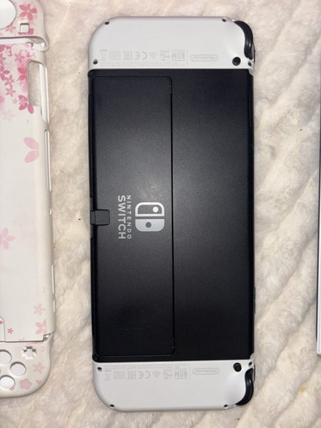 Nintendo Switch OLED Carousel 3