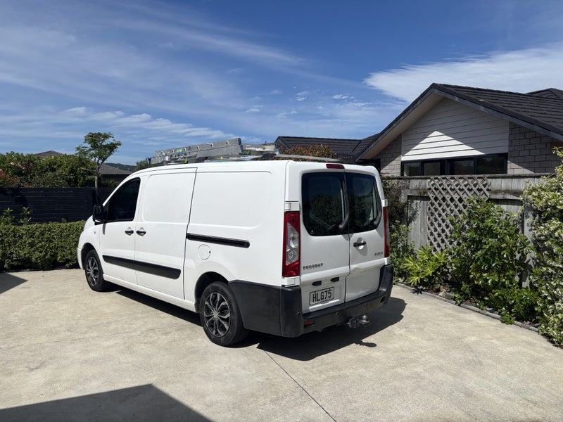 2014 Peugeot Expert Automatic64606889829507110