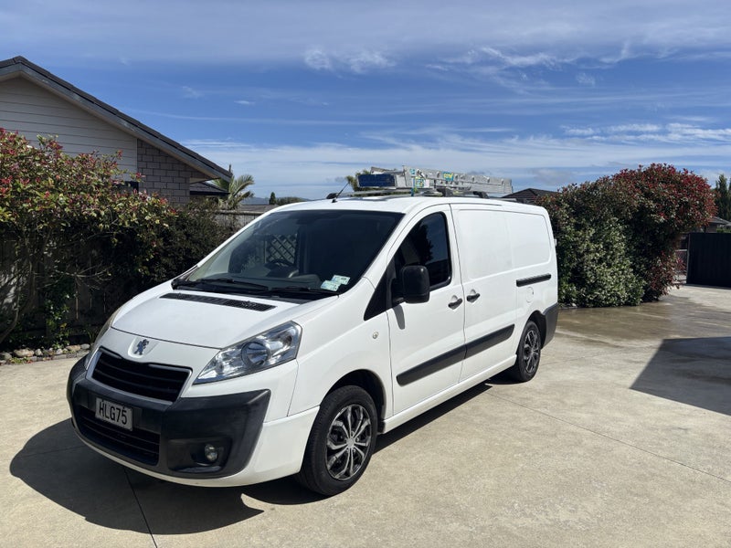 2014 Peugeot Expert Automatic64606889829507111