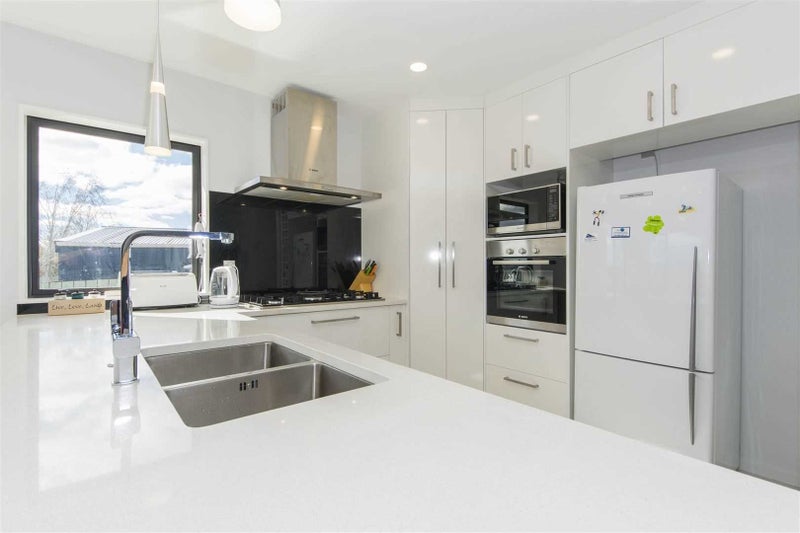 Glen Eden, 4 bedrooms64606791136002113