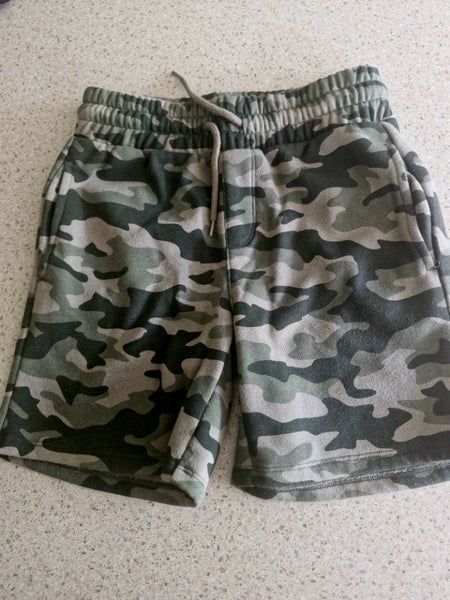 Bulk shorts age 9-10 (x3) Carousel 8