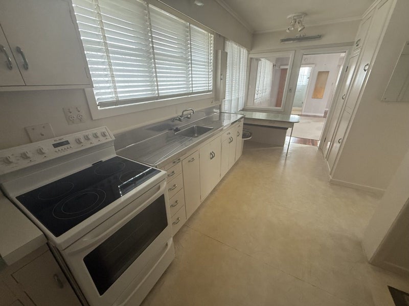 Mount Roskill, 4 bedrooms64607388061571112