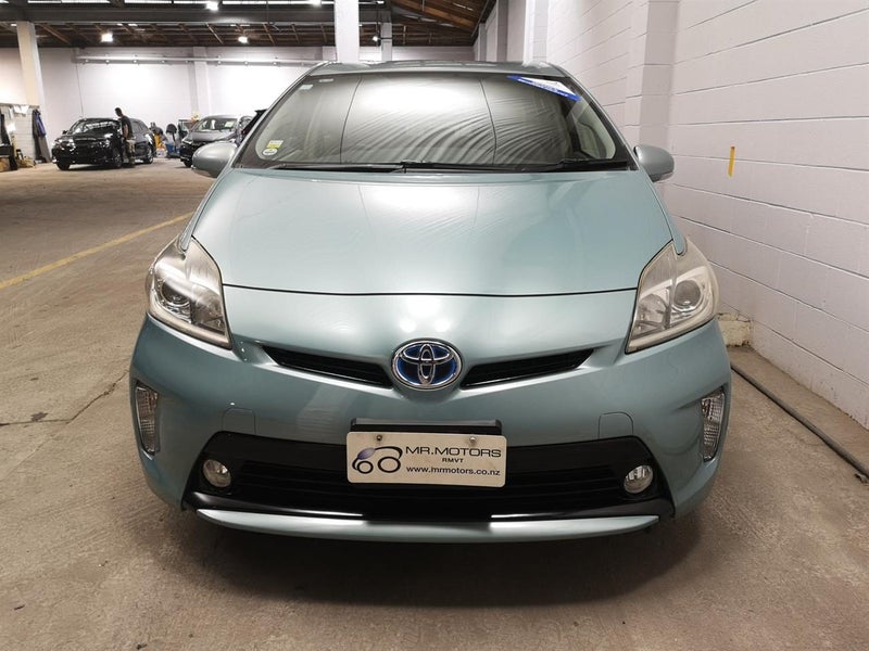 2013 Toyota Prius 1.8S Hybrid Super Low KM64607574534786113