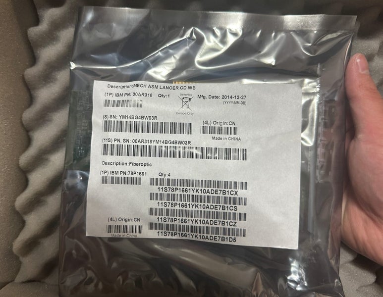 IBM / Lenovo 4-Port 10 Gigabit Ethernet HBA Adapter (P/N: 00AR319) Carousel 1